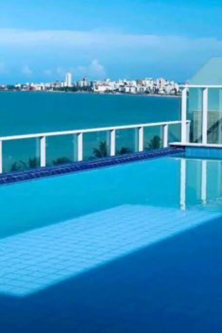 Flat Bello Plaza - Piscina Com Vista Da Orla Кабеделу Экстерьер фото